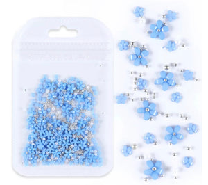 Flores y balinés azul